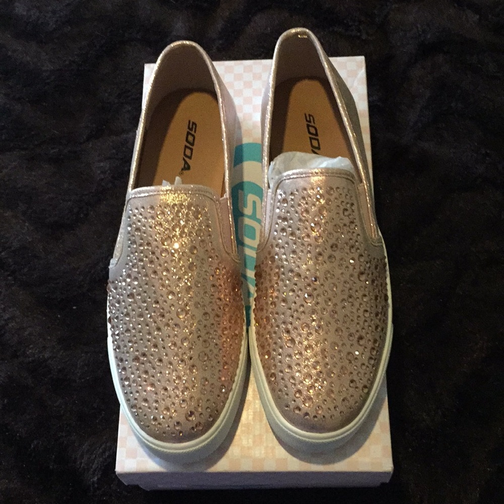 Slip on sneakers